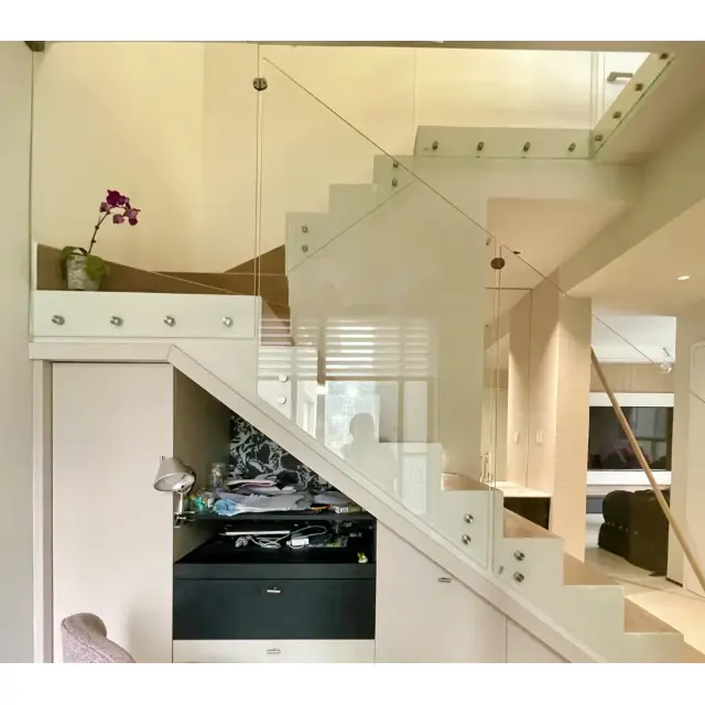 ແກ້ວເຈາະສໍາລັບ railings