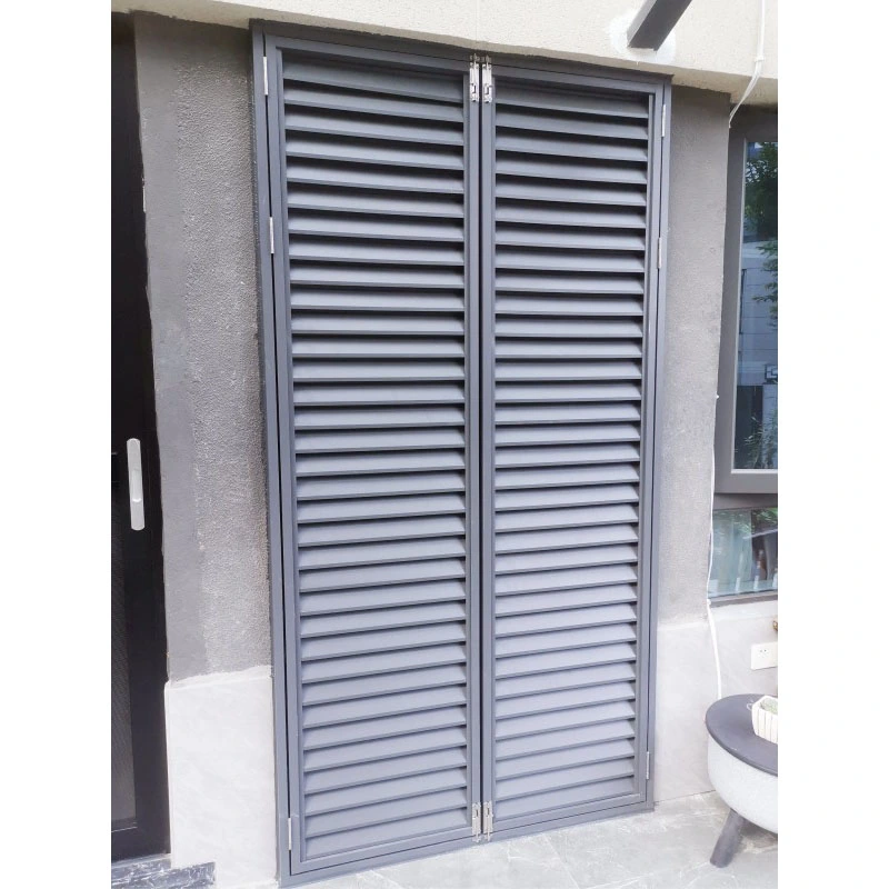 ປ່ອງຢ້ຽມ Venetian Blinds